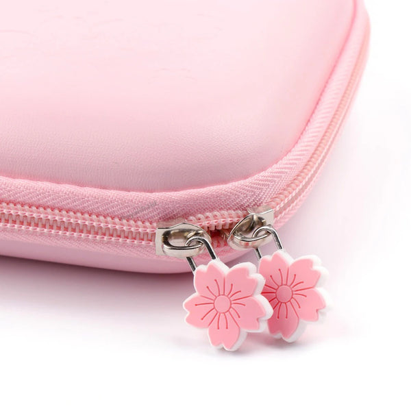 Full Set para Nintendo Switch y OLED ((Bolsa de almacenamiento, soporte, correas, funda protectora)  - Sakura Switch